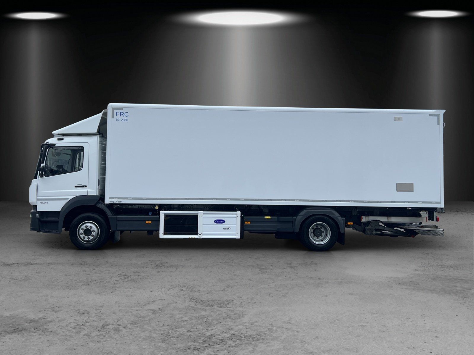 Fahrzeugabbildung Mercedes-Benz 1524 L Spier Althlet Thermo Carrier Supra LBW 2t