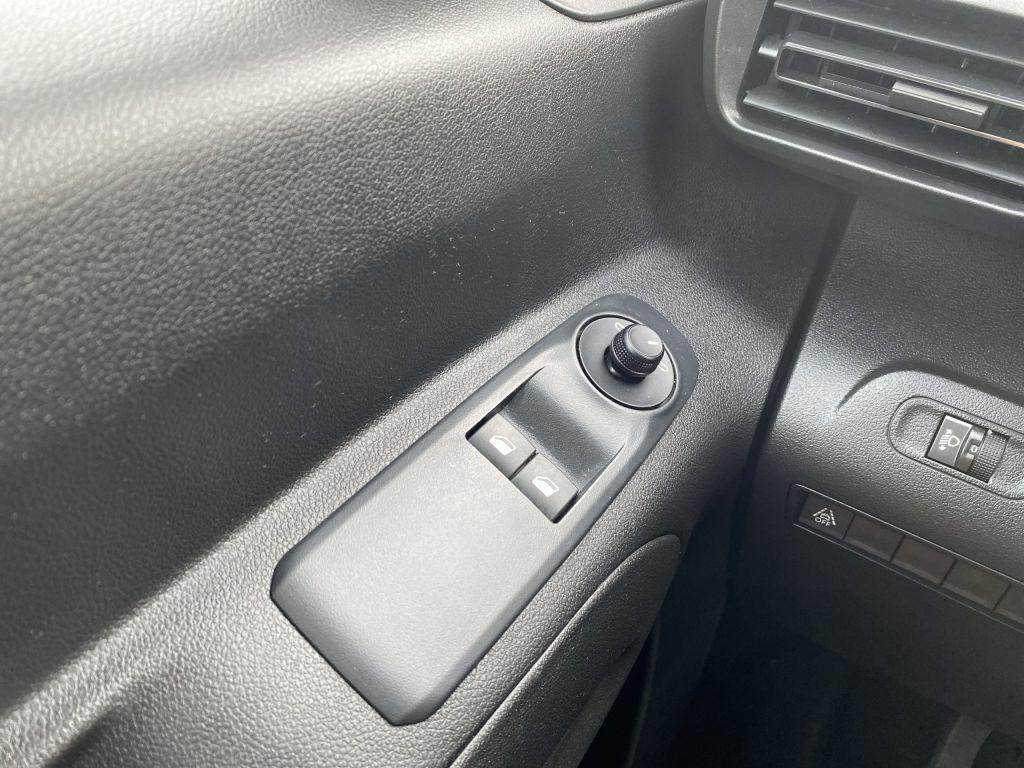 Citroën Berlingo M PureTech 110 FEEL *Keyless*PDC*8Zoll*