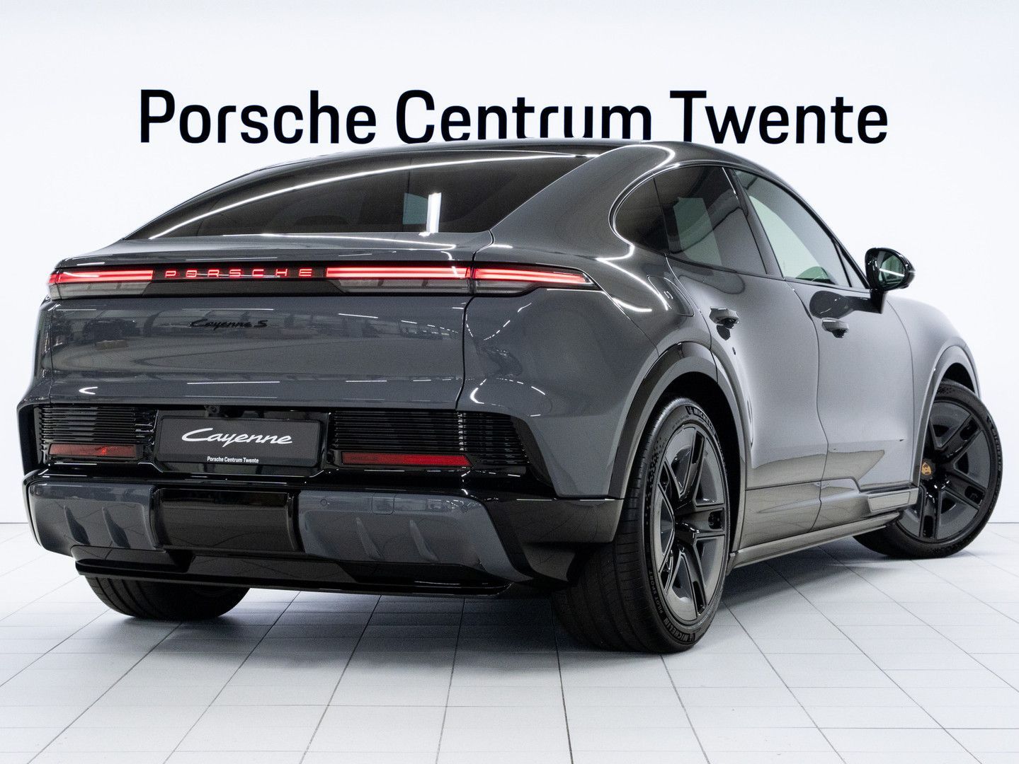 Porsche Cayenne S Coupé Electric SportDesign imagem 3