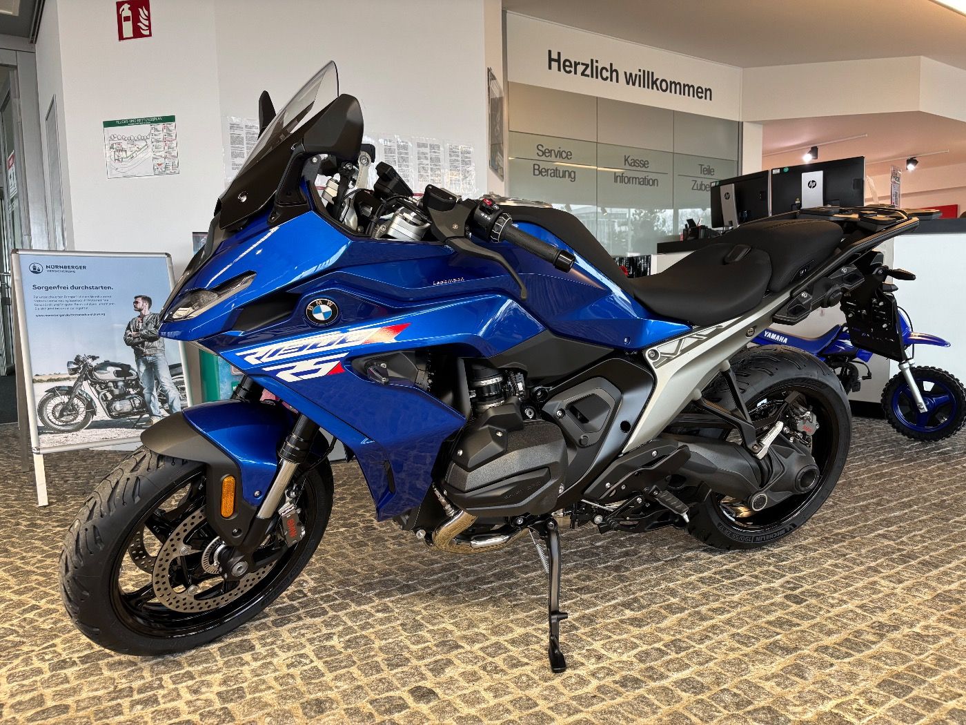 Fahrzeugabbildung BMW R 1300 RS 4 Pakete