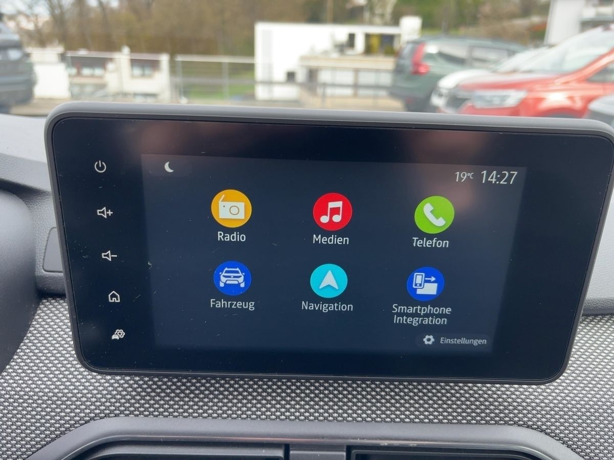 Fahrzeugabbildung Dacia Jogger Comfort TCe 110 ABS Fahrerairbag ESP SERV