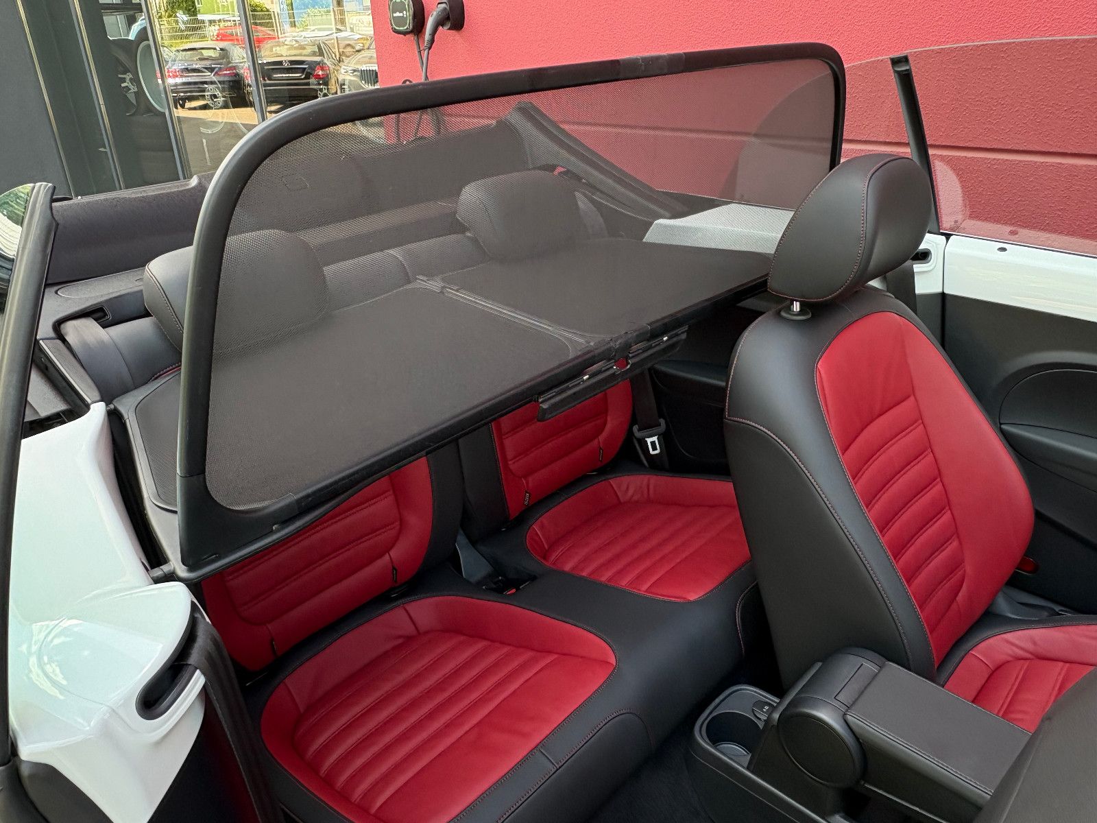 Volkswagen BEETLE CABRIO 1.4 TSI DSG R-LINE SPORT LEDER TOP foto 22