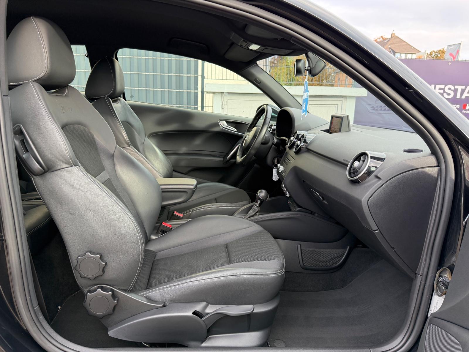 Audi A1 S-Line Sportpaket*1HD*AUTOM*NAV*PDC*LED*73TKM