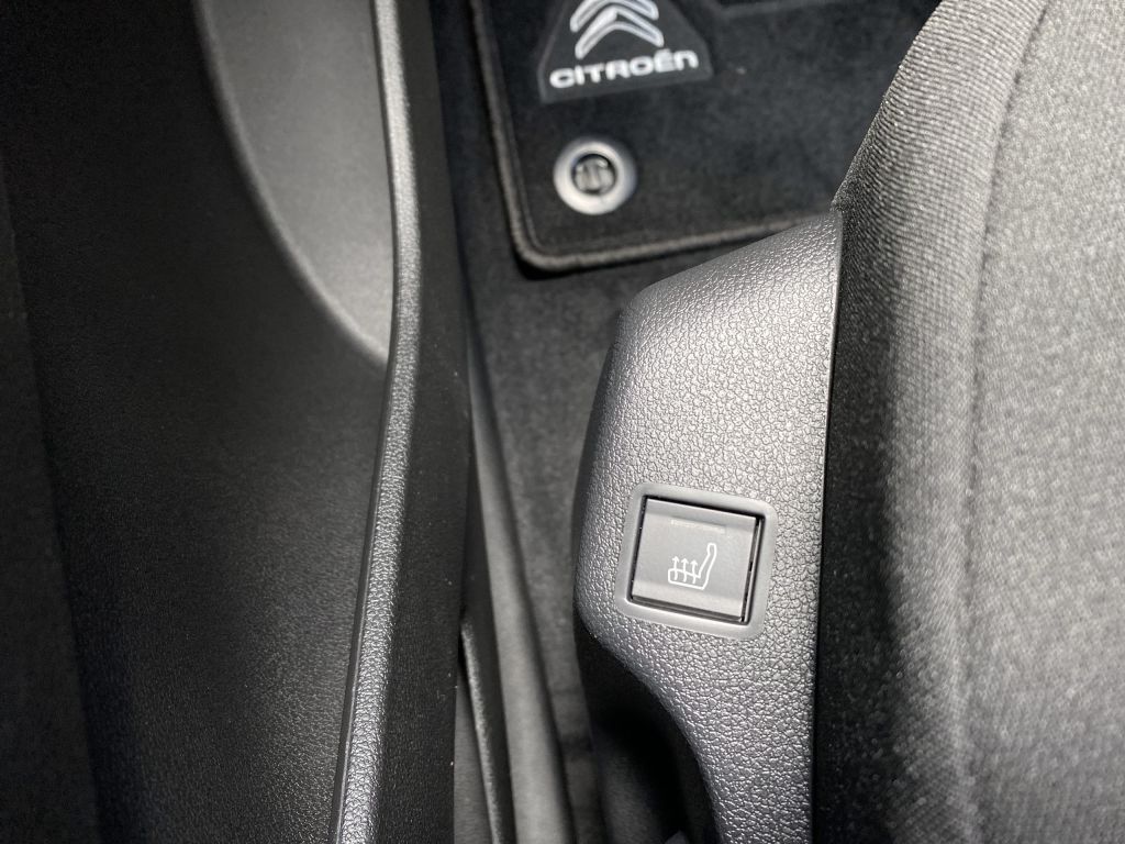 Fahrzeugabbildung Citroën Berlingo M Benzin 110 PLUS *Sitzh.*Cam*Klimaau.*