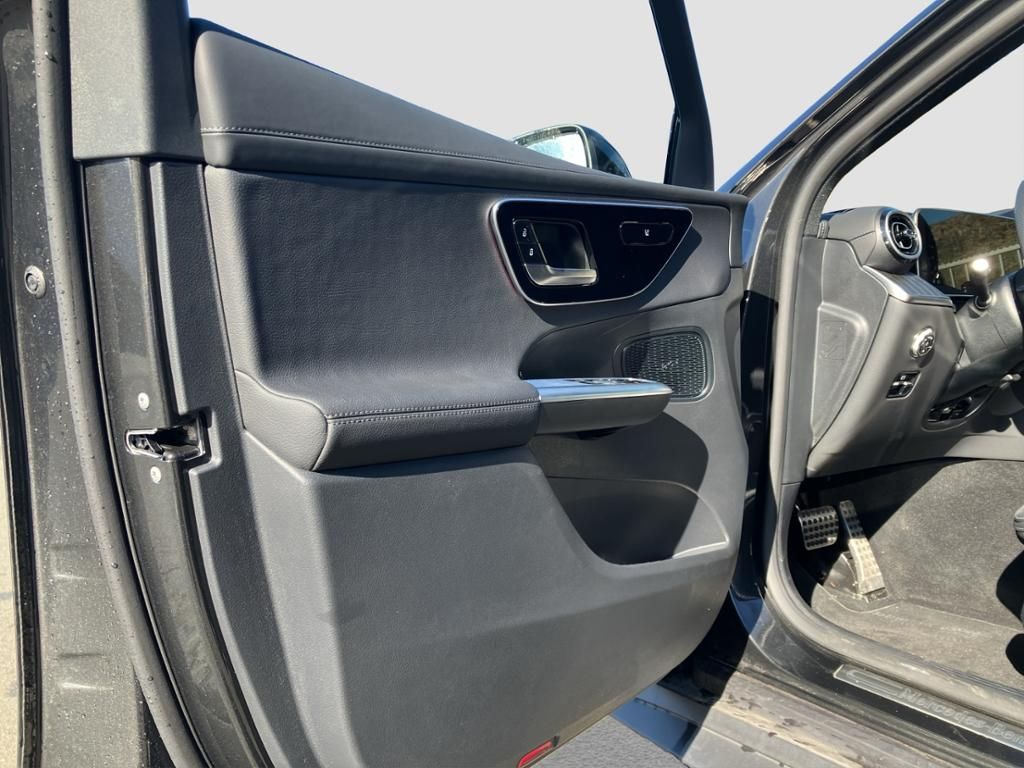 Fahrzeugabbildung Mercedes-Benz GLC 220 d 4MATIC AMGLine*Night Paket*el.Heckkl.