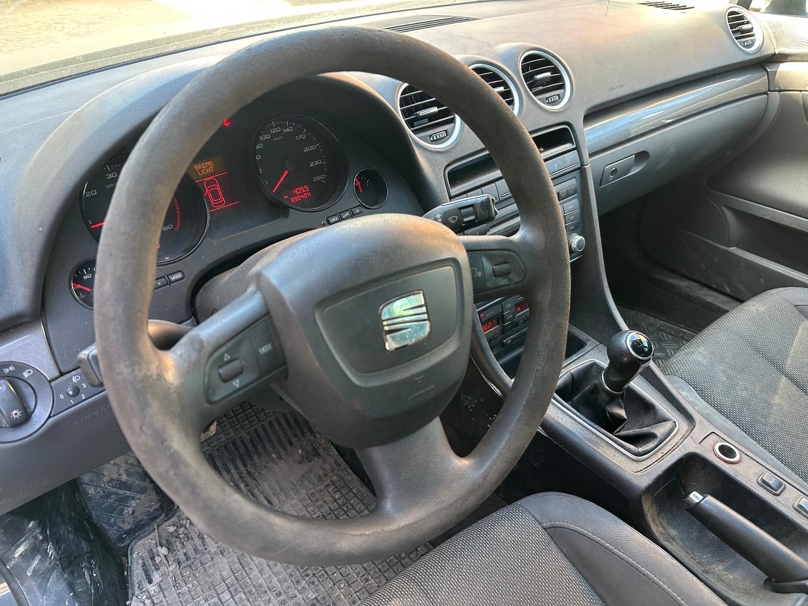 Seat Exeo 2012 — photo 9