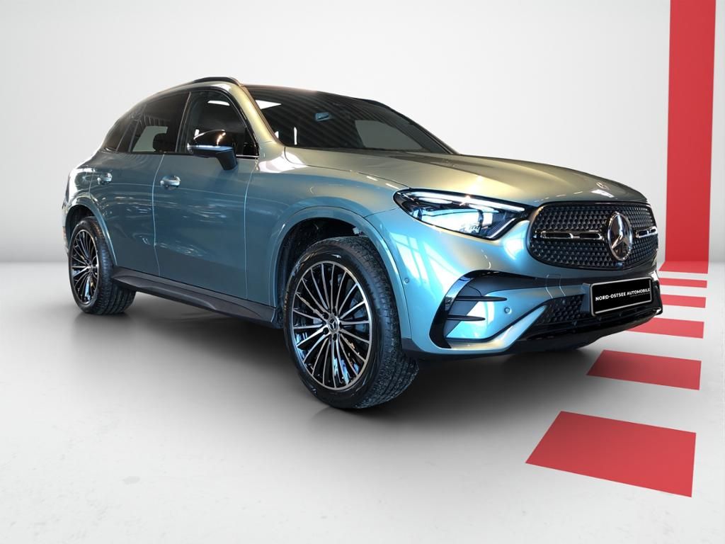 Mercedes-Benz GLC 300 de 4m AMG NIGHT PANO AHK DISTR 360° 20-Z imagem 3
