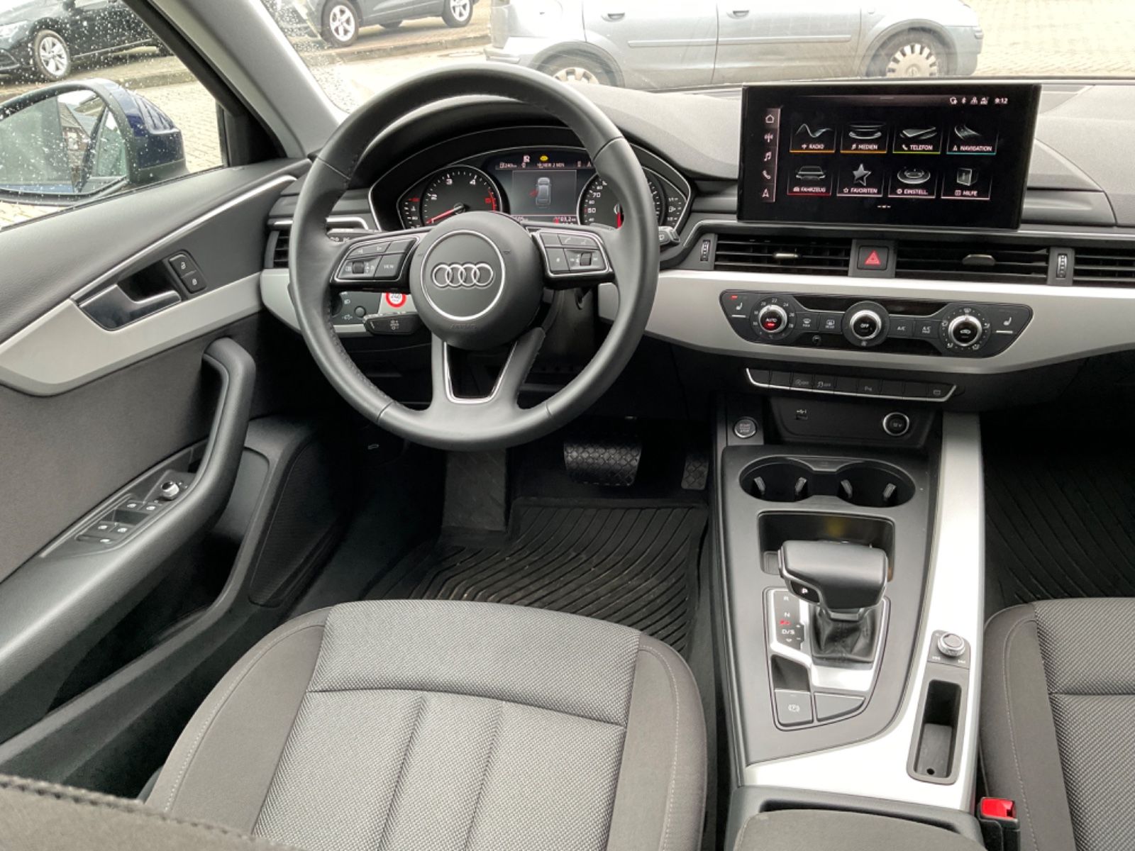 Fahrzeugabbildung Audi A4 Avant 35 TDI S tronic,Standheizung,LED,Navi