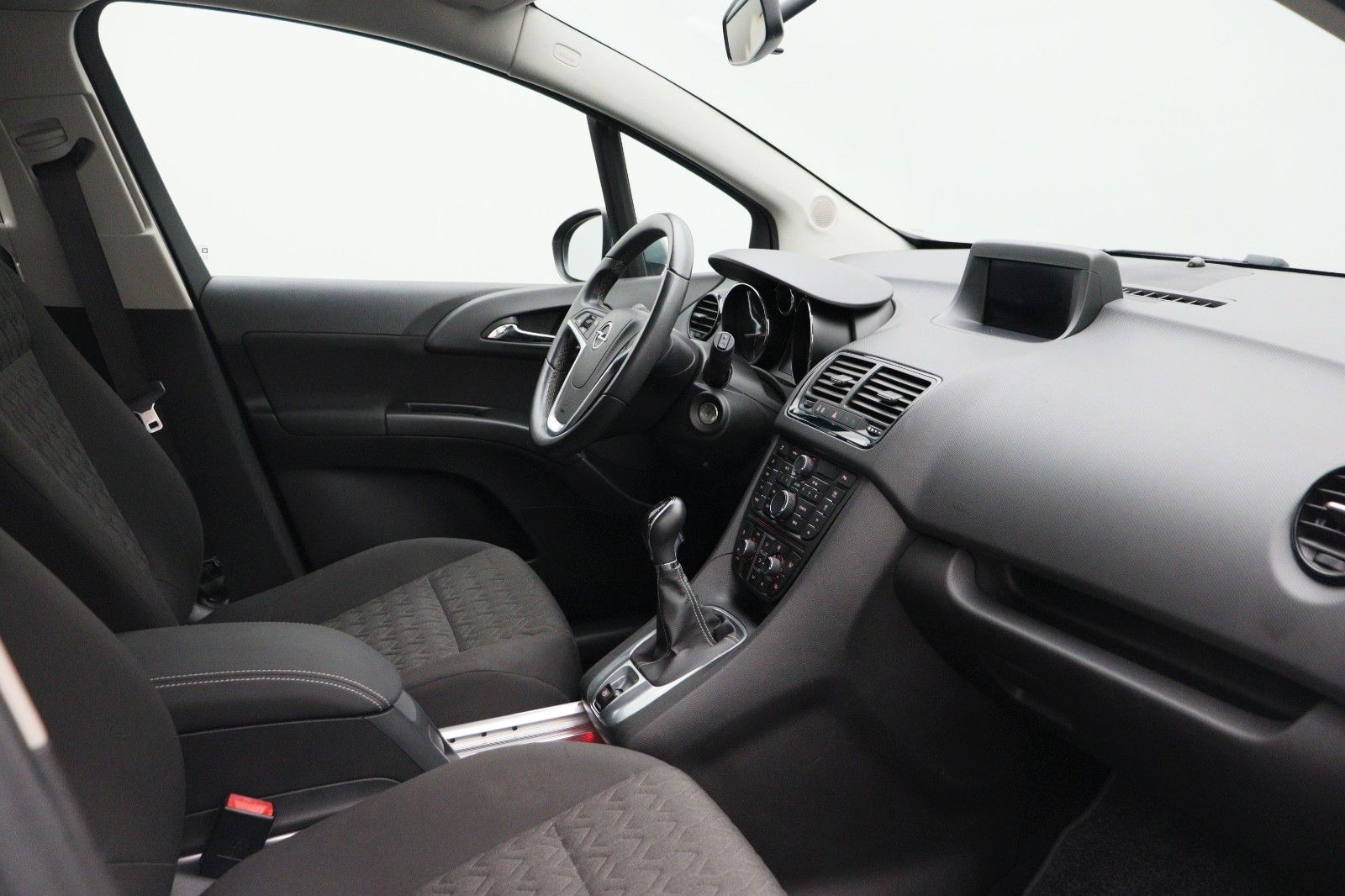Fahrzeugabbildung Opel Meriva Active