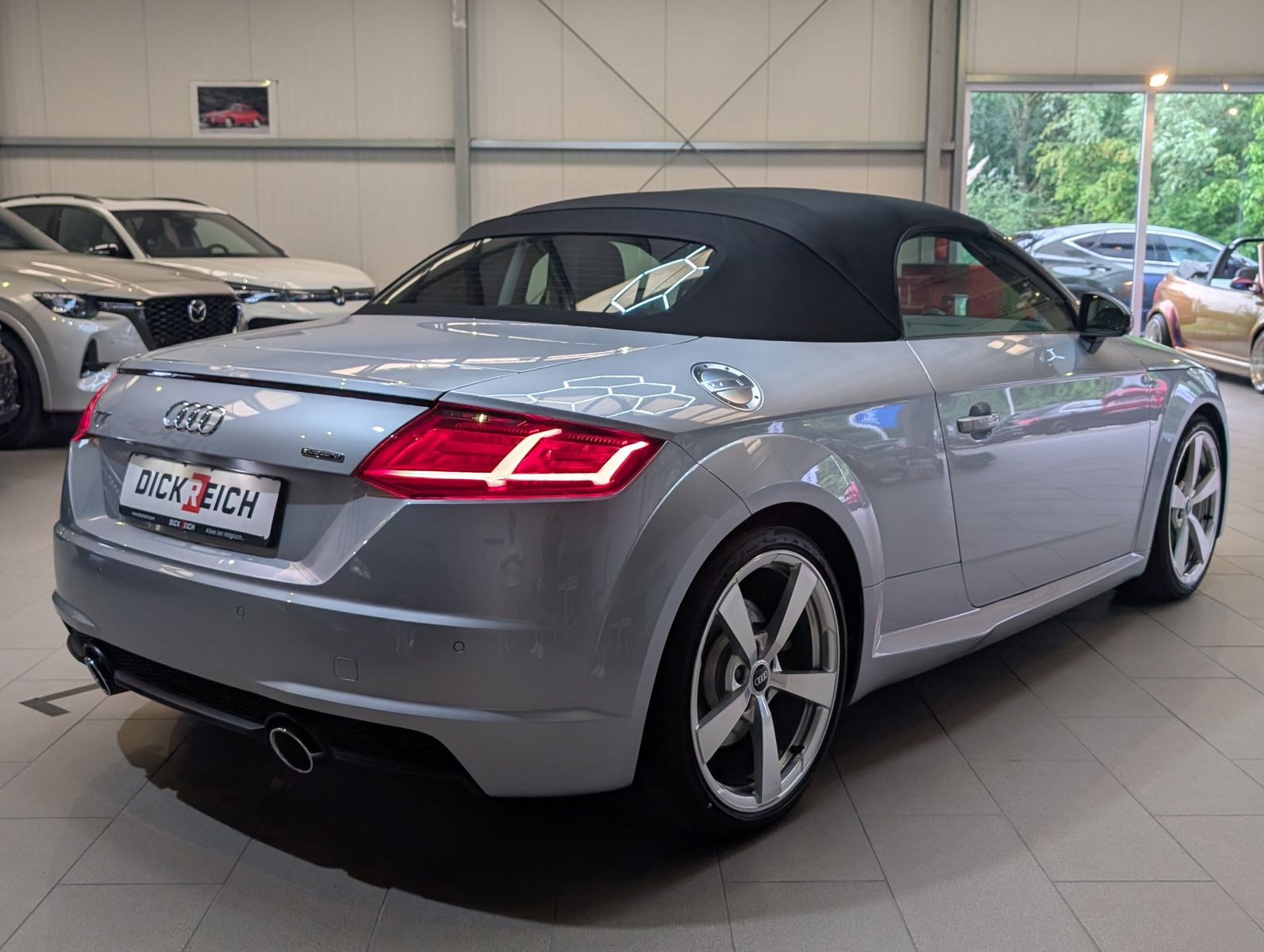 Fahrzeugabbildung Audi TT Roadster 45 TFSI Quattro S-Line Sport-Paket +