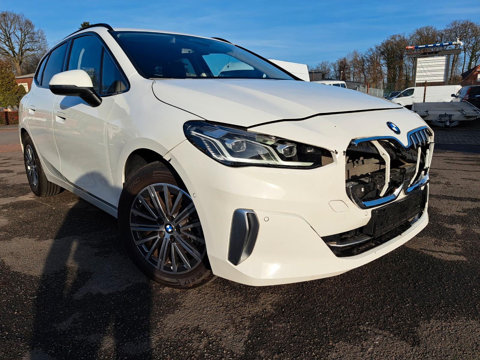 BMW 218 2 Active Tourer 218 i Luxury Line/Leder/Kam/