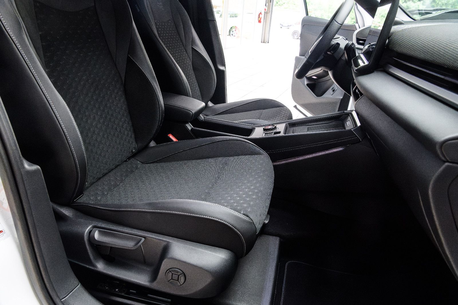 Volkswagen T-Roc - Bild 19