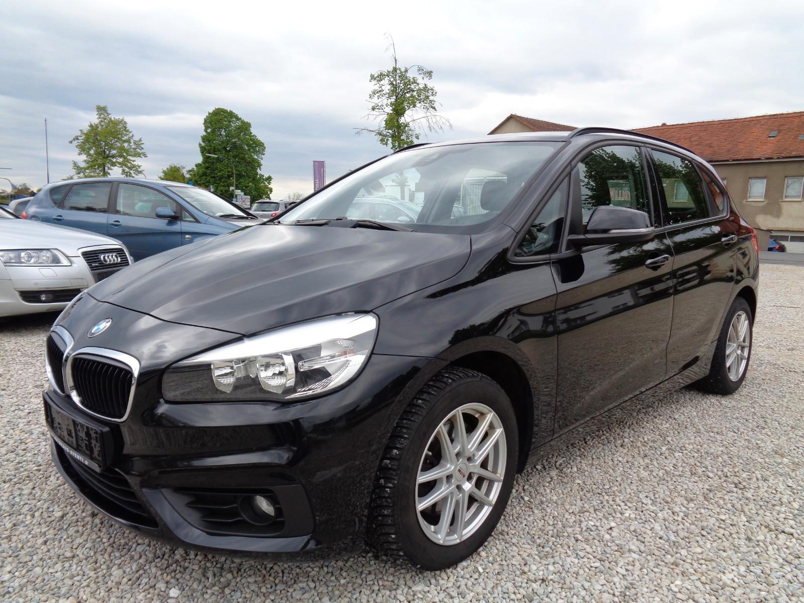 BMW 218 i  Active Tourer Navi Tempo. Shz