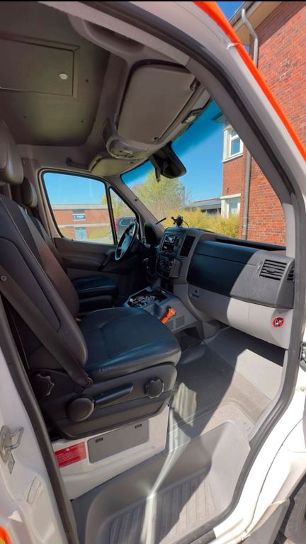 Image of Mercedes-Benz Sprinter