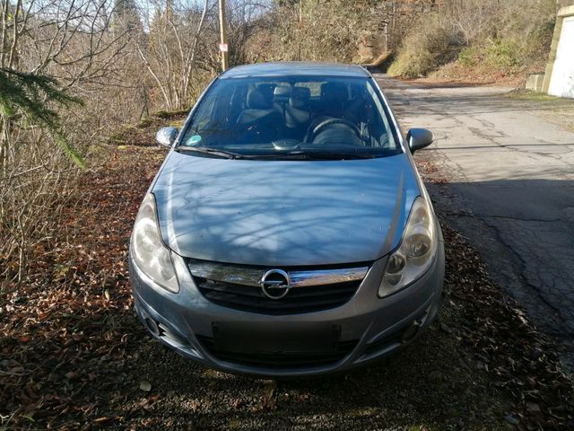 Opel Corsa D 1.4 Automatik