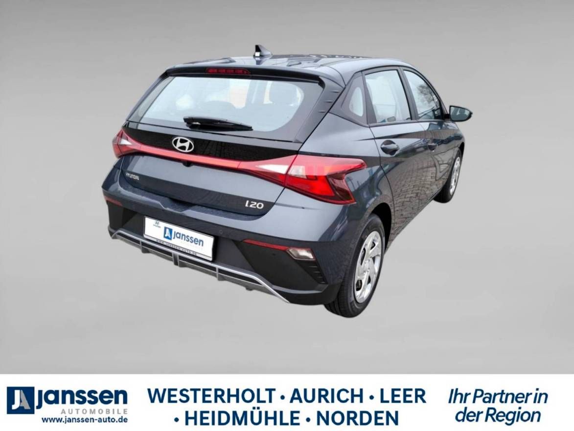 Fahrzeugabbildung Hyundai i20 Select Funktionspaket PDC Navi Rückfahrkamer