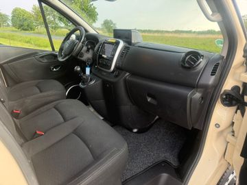 Opel Vivaro - 6