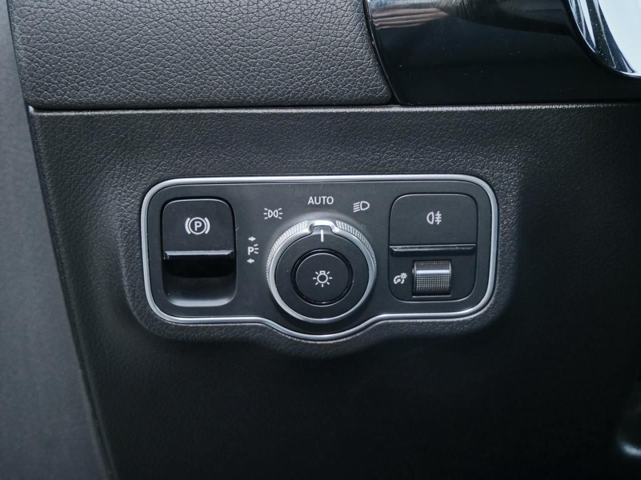 Mercedes-Benz B 200 d MBUX Navi+ Standheizung AHK foto 14
