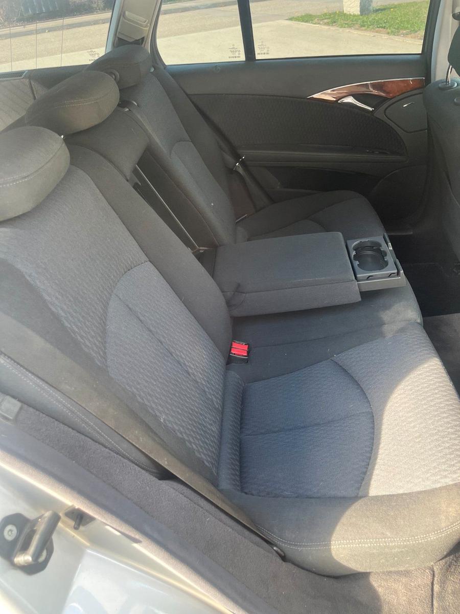 Mercedes-Benz E270 2004 — photo 9