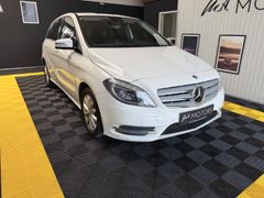 MERCEDES-BENZ B220 4Matic/KAMERA/ILS/TOTWI/