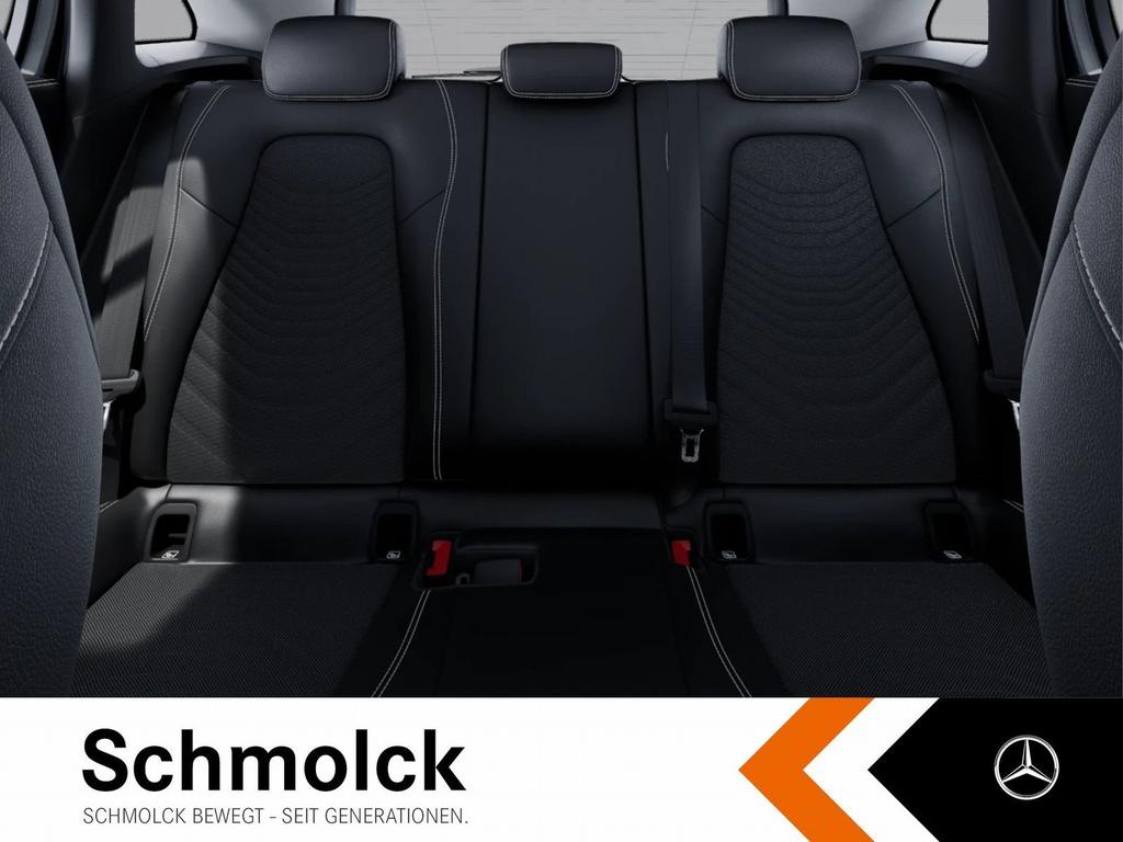 Mercedes-Benz GLA 220