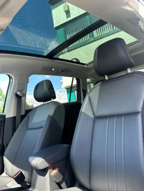 Volkswagen Tiguan Allspace - 8