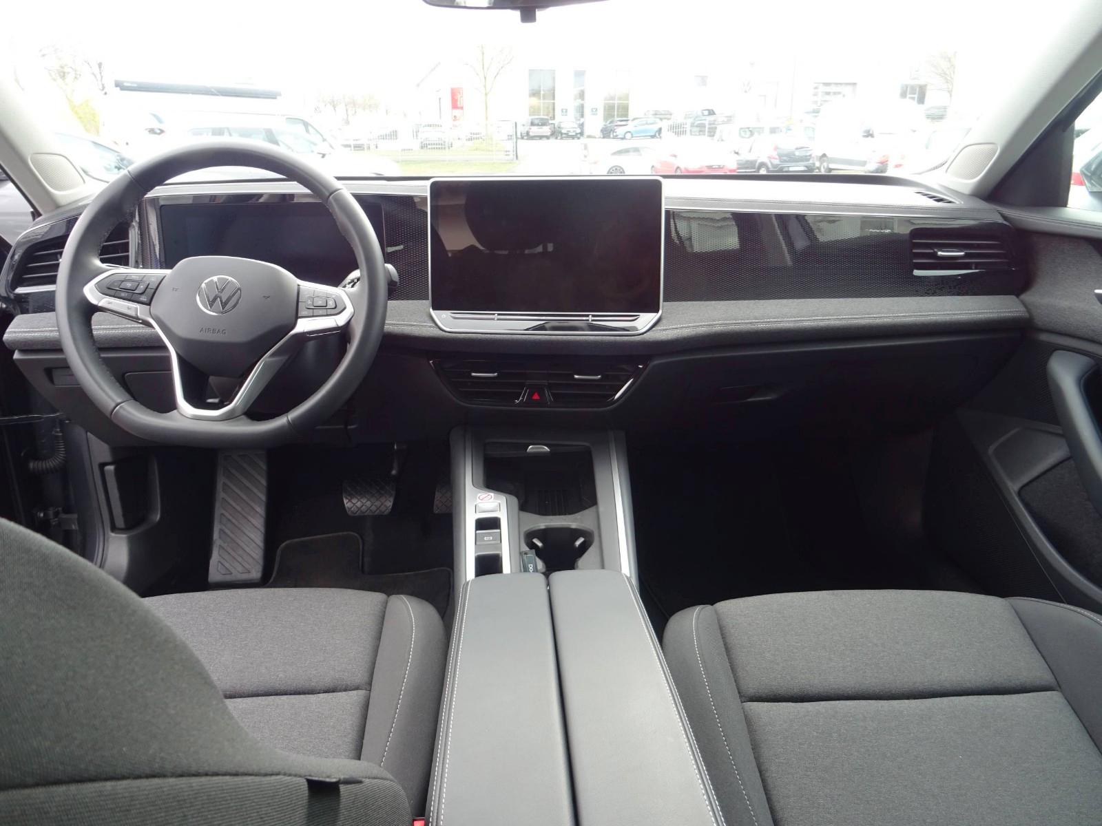 Volkswagen Passat Variant 1.5 eTSI 110 kW DSG LED PDC SHZ
