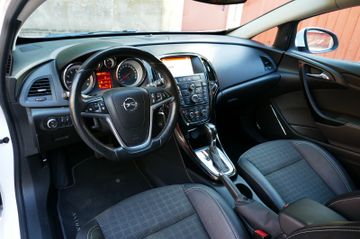 Fahrzeugabbildung Opel Astra J GTC