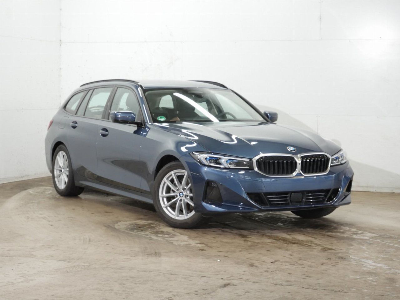 BMW 320 - Bild 9