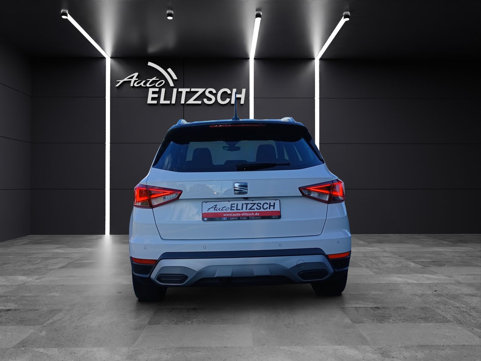 Fahrzeugabbildung SEAT Arona TSI Xperience DSG LED AHK ACC RFK SH 18"