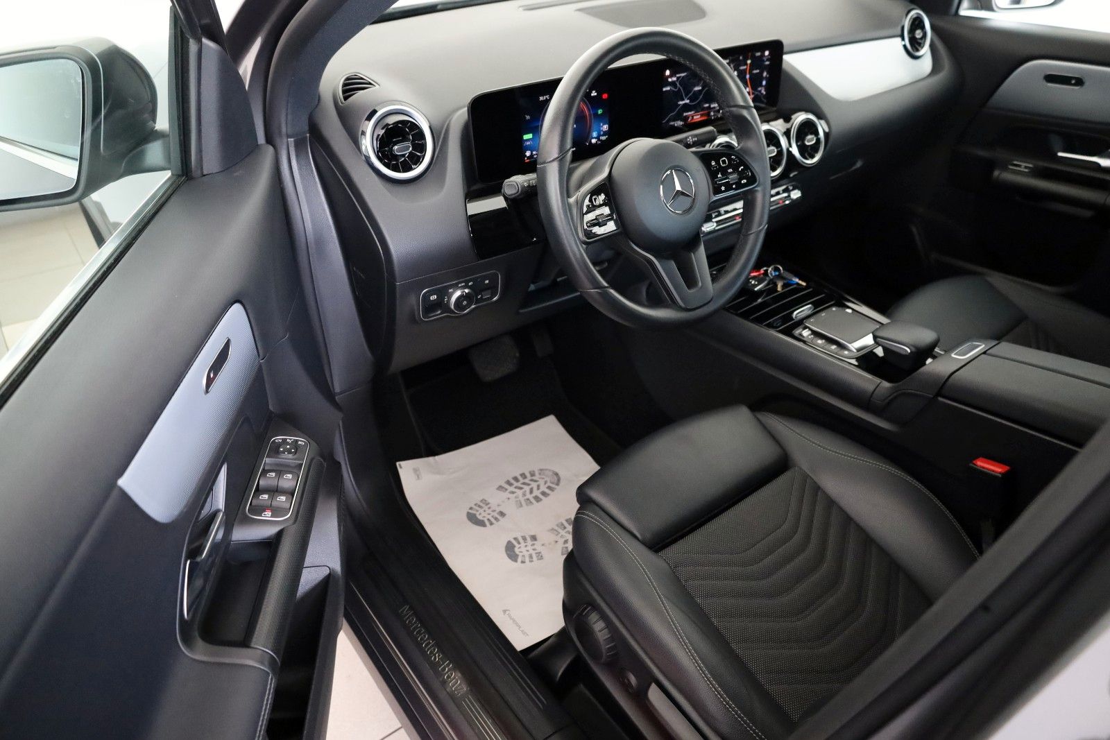 Fahrzeugabbildung Mercedes-Benz GLA 250 e Style ,T.Leder, Navi, LED, SH, AHK