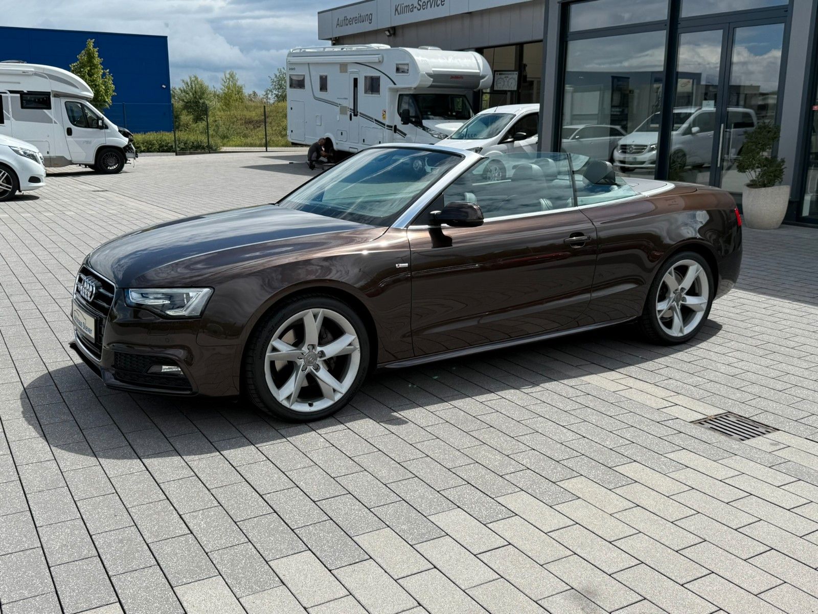 Fahrzeugabbildung Audi A5 Cabriolet 2.0 TFSI quattro S Line