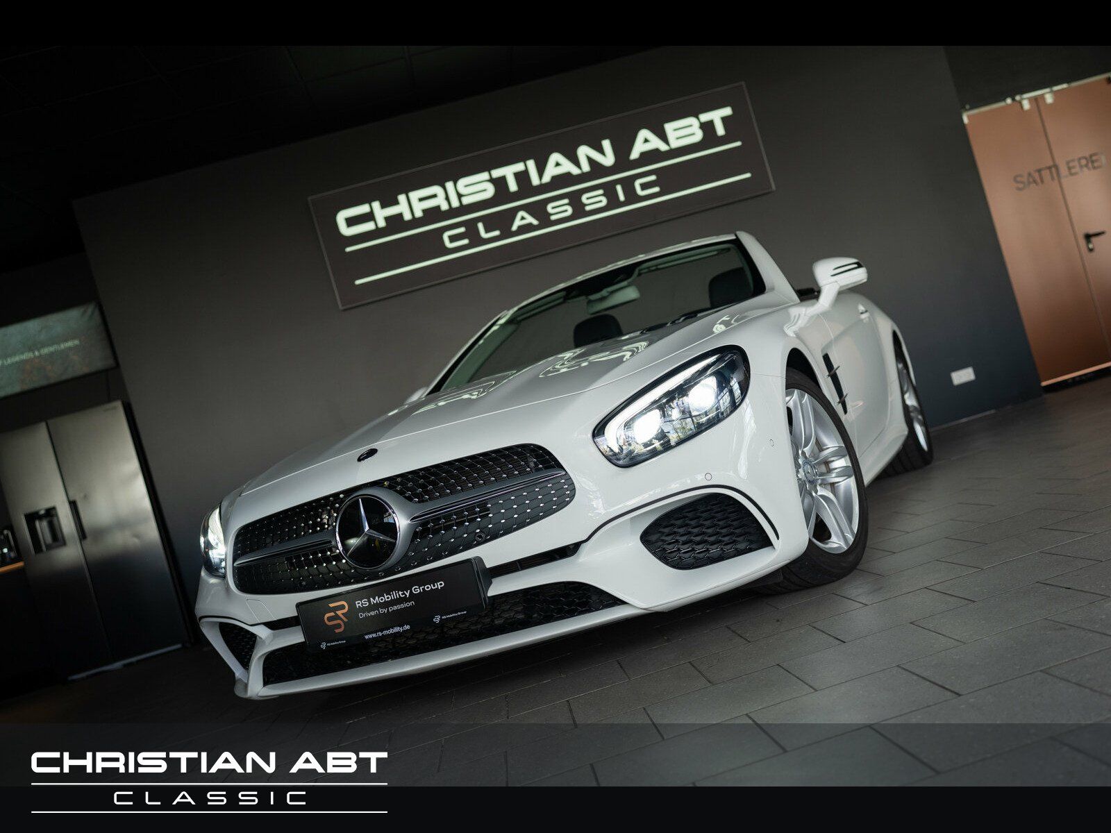 Fahrzeugabbildung Mercedes-Benz SL 500 COMAND/Pano.-Dach/Distronic/Autom./LED
