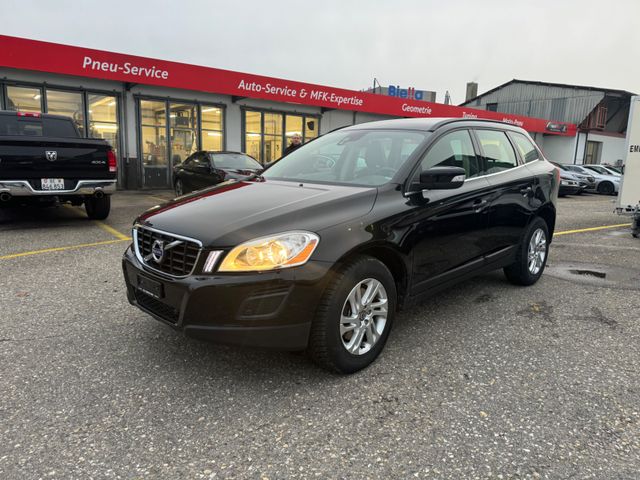 Volvo XC 60 XC60 Momentum 2WD