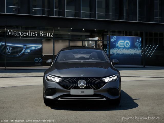 Mercedes-Benz EQE 300 Electric Art