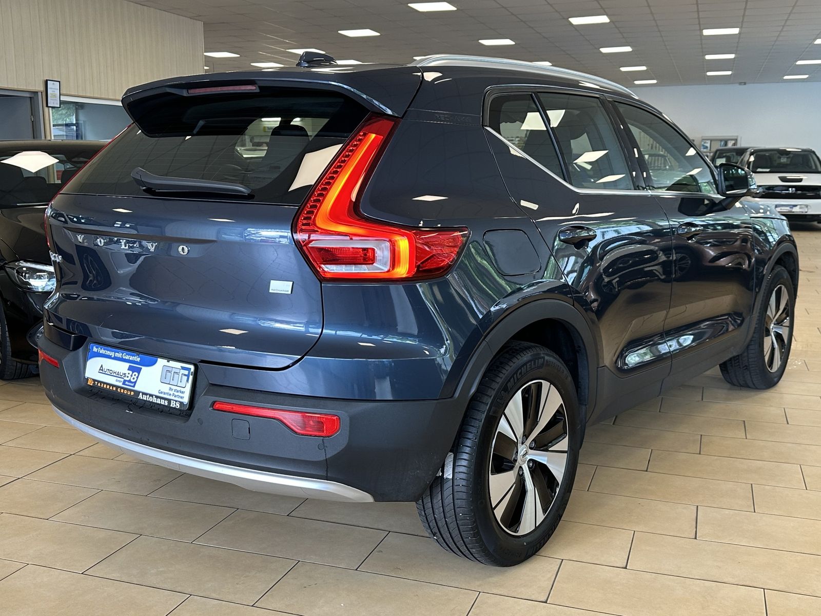 Volvo XC40 Inscription Plug-In ACC AHK Harman K CAM foto 5