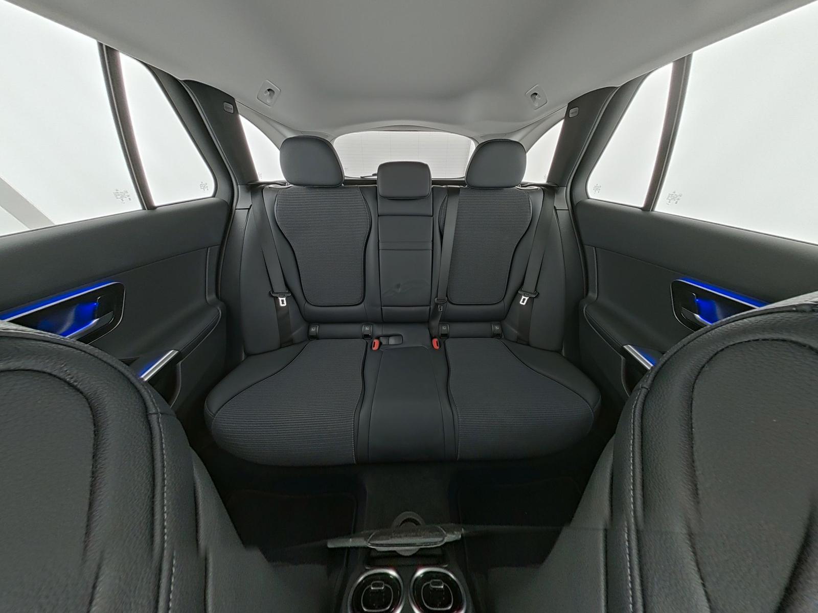 Mercedes-Benz C-Class d Avantgarde LED Kamera PDC Navi SHZ, миниатюра 17