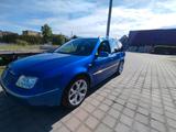 Volkswagen VW Bora Golf 4 1.6 16V top zustand 2600 eu... - Volkswagen Bora: 1.4