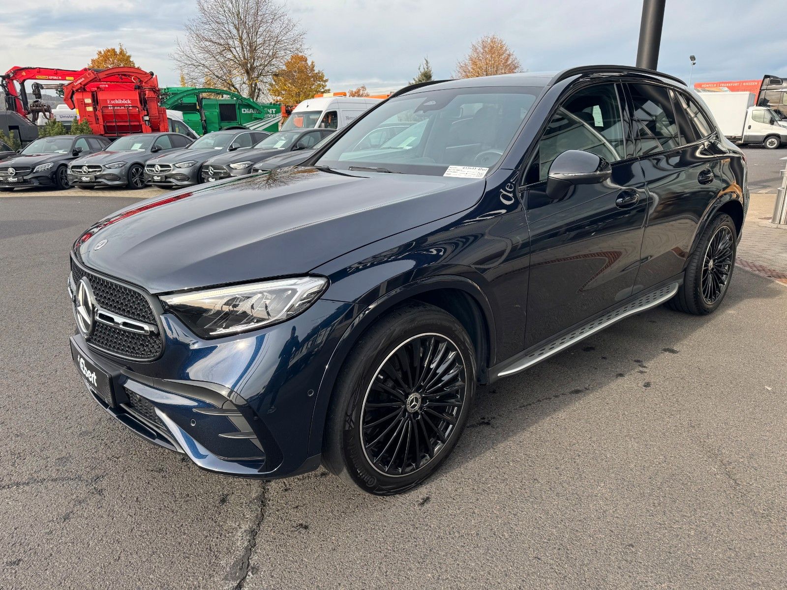 Fahrzeugabbildung Mercedes-Benz GLC 300 4M+AMG+Pano+Burm+360+Memory