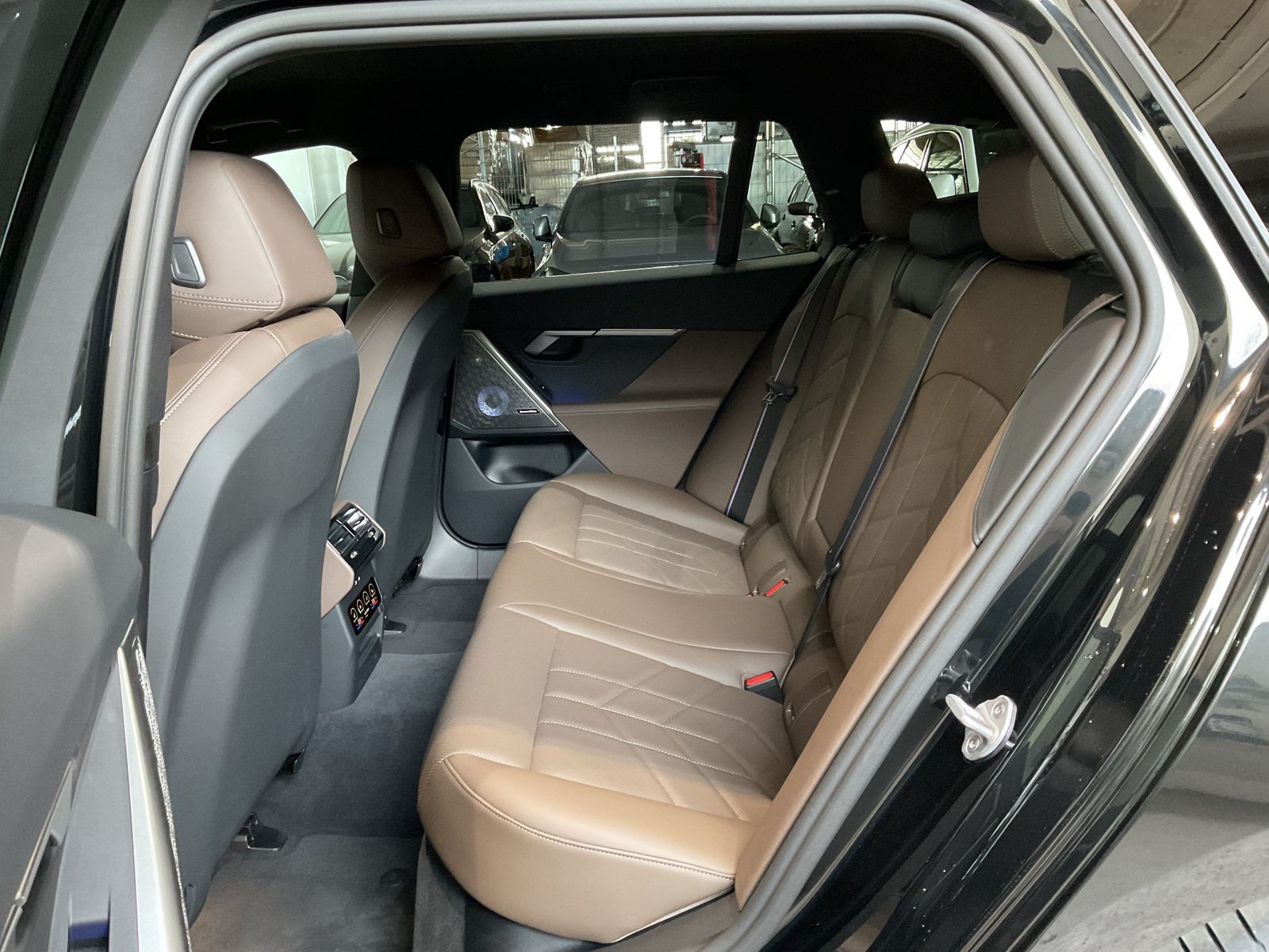 Fahrzeugabbildung BMW 520d xDrive M Sportpaket pro | 19" LMR | Bowers