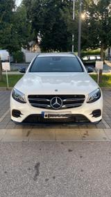 Mercedes-Benz GLC 300 4MATIC Autom. - AMG Line & Styling - Mercedes-Benz GLC 300 in Freiburg