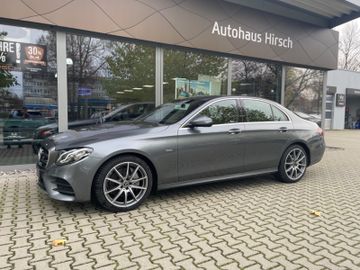 Fahrzeugabbildung Mercedes-Benz E 220d 9-AT WIDESCREEN COMAND AMG-Line