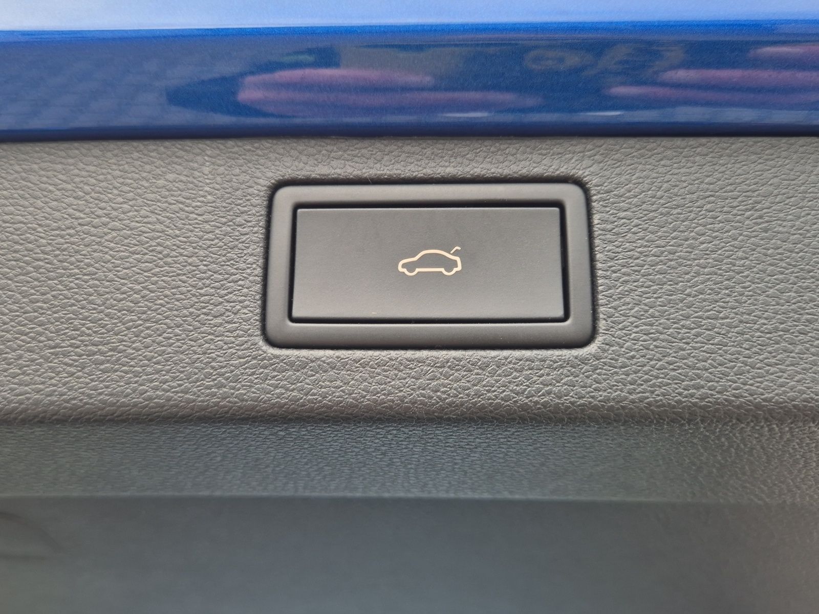 Fahrzeugabbildung SKODA Kamiq TSI Ambition DSG LED Navi GRA RFK SH