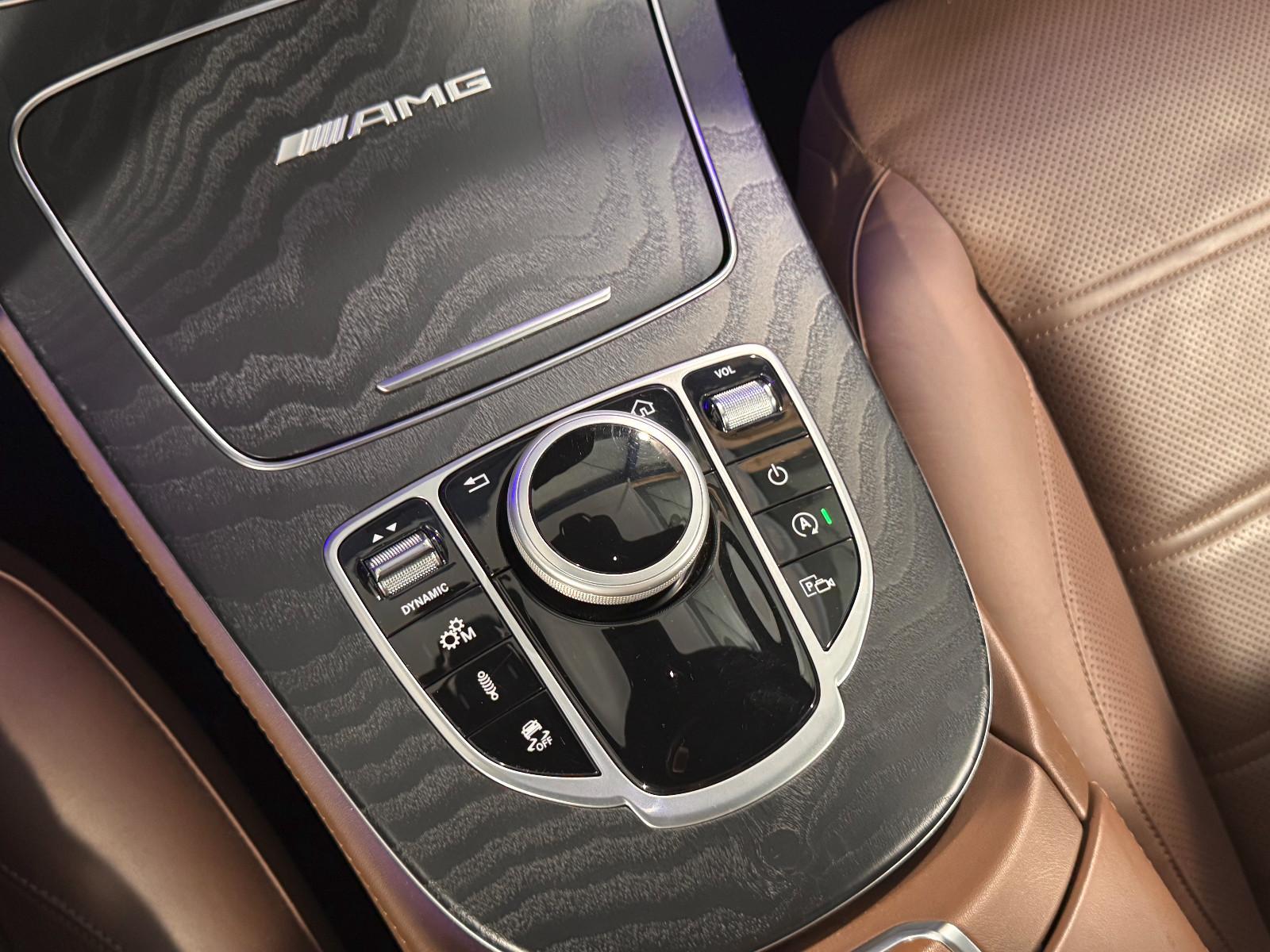 Car Image 30
