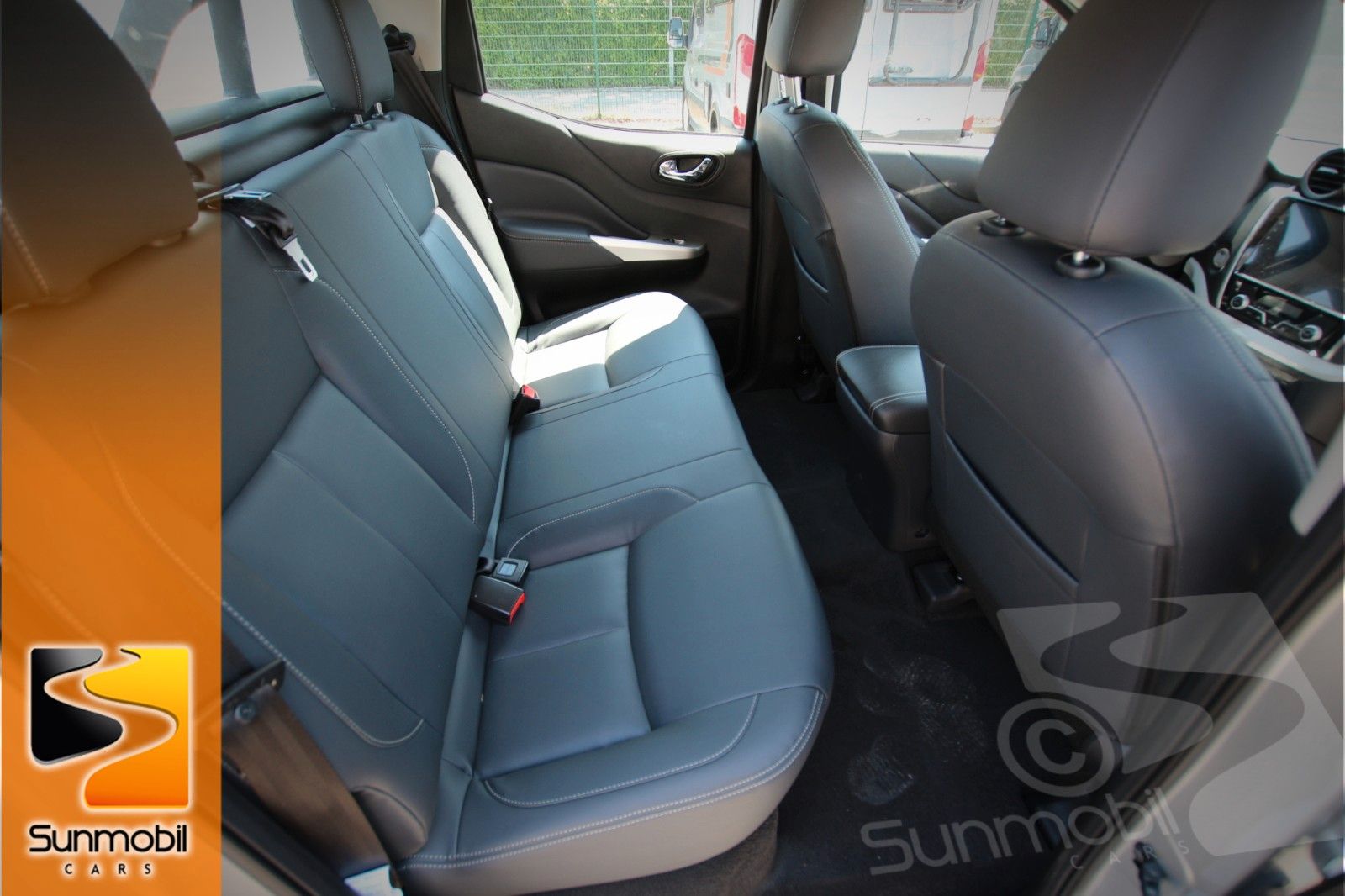 Fahrzeugabbildung DFSK Rich 6 Diesel 8 Gang Automatik ZF 4x4