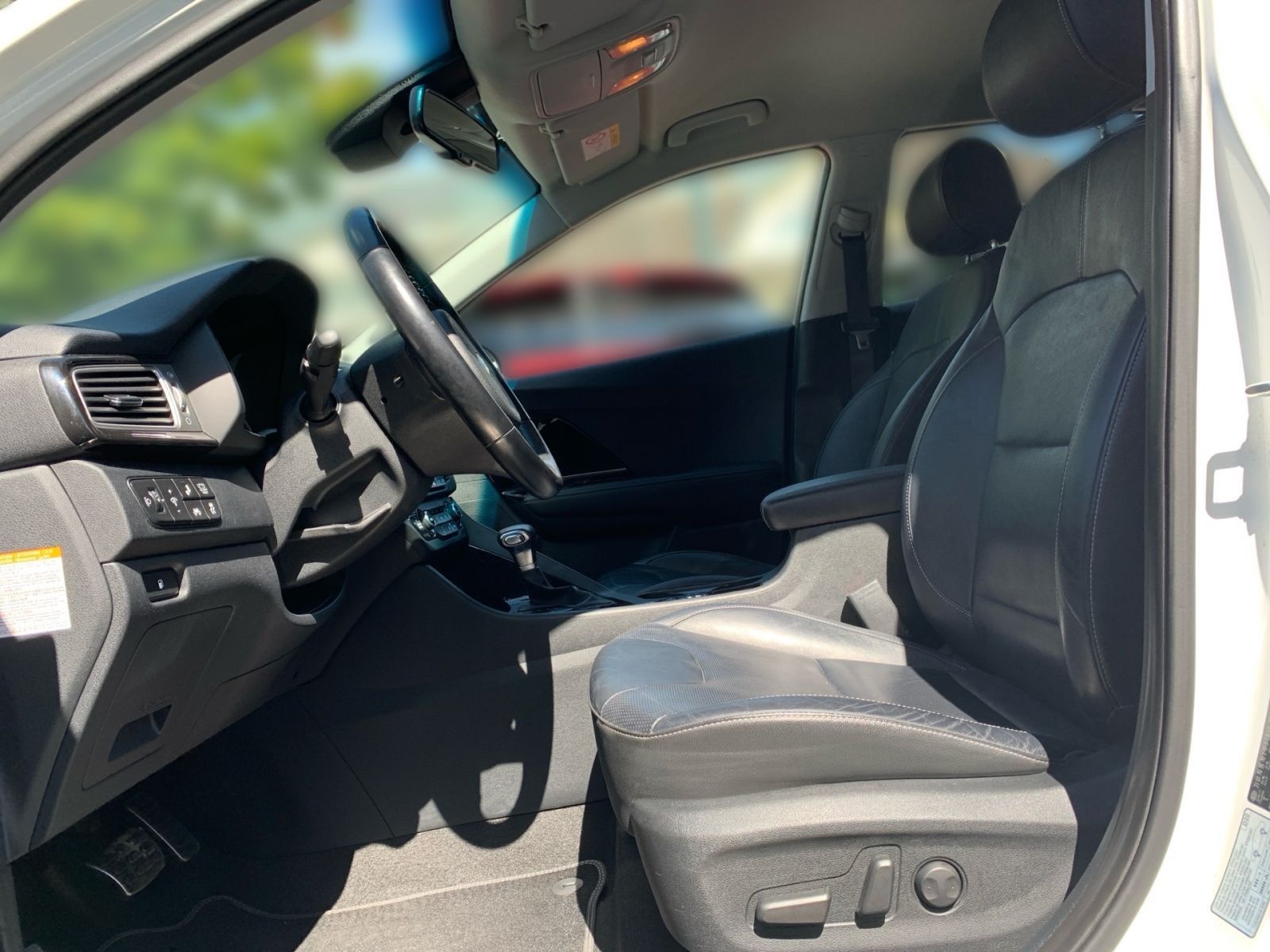 Fahrzeugabbildung Kia Niro 1.6 Hybrid Spririt AHK Leder Navi 1Hd