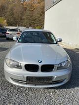 BMW 118 1 Limousine 118d - BMW 118 aus 2010: 118d