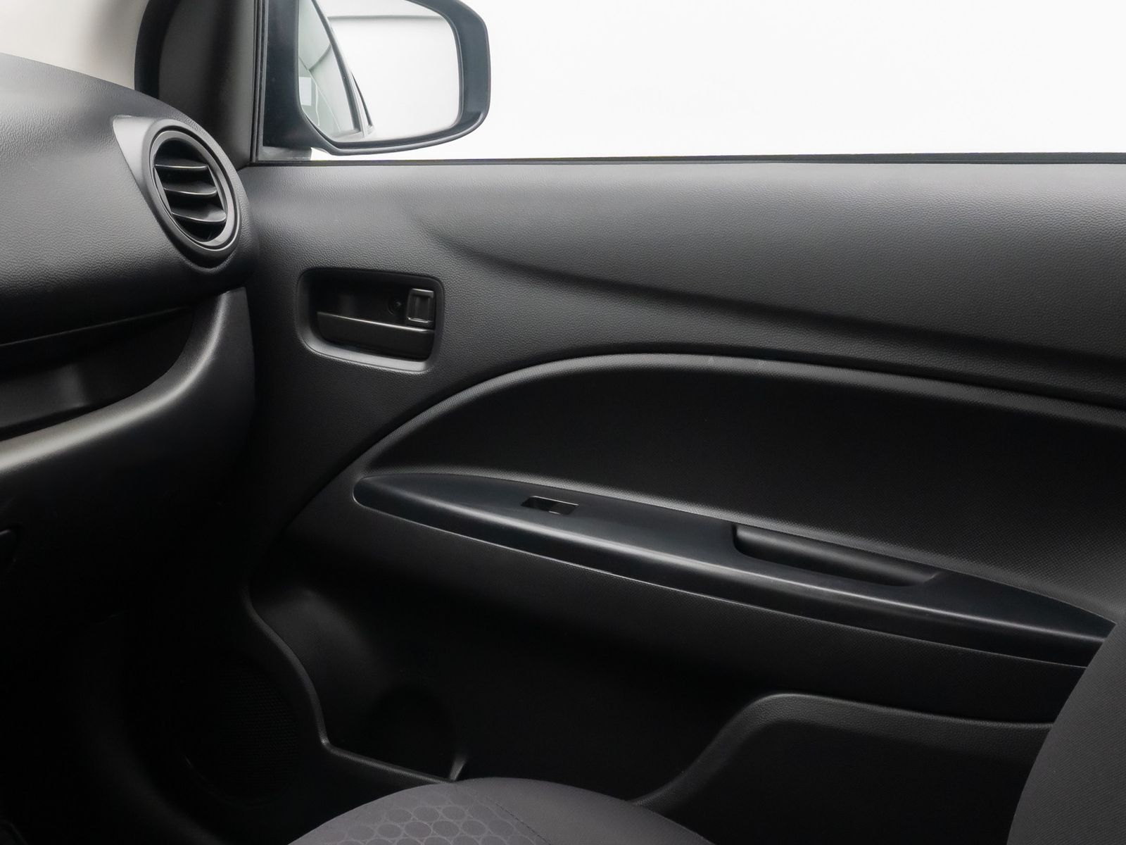 Fahrzeugabbildung Mitsubishi Space Star Diamant Edition