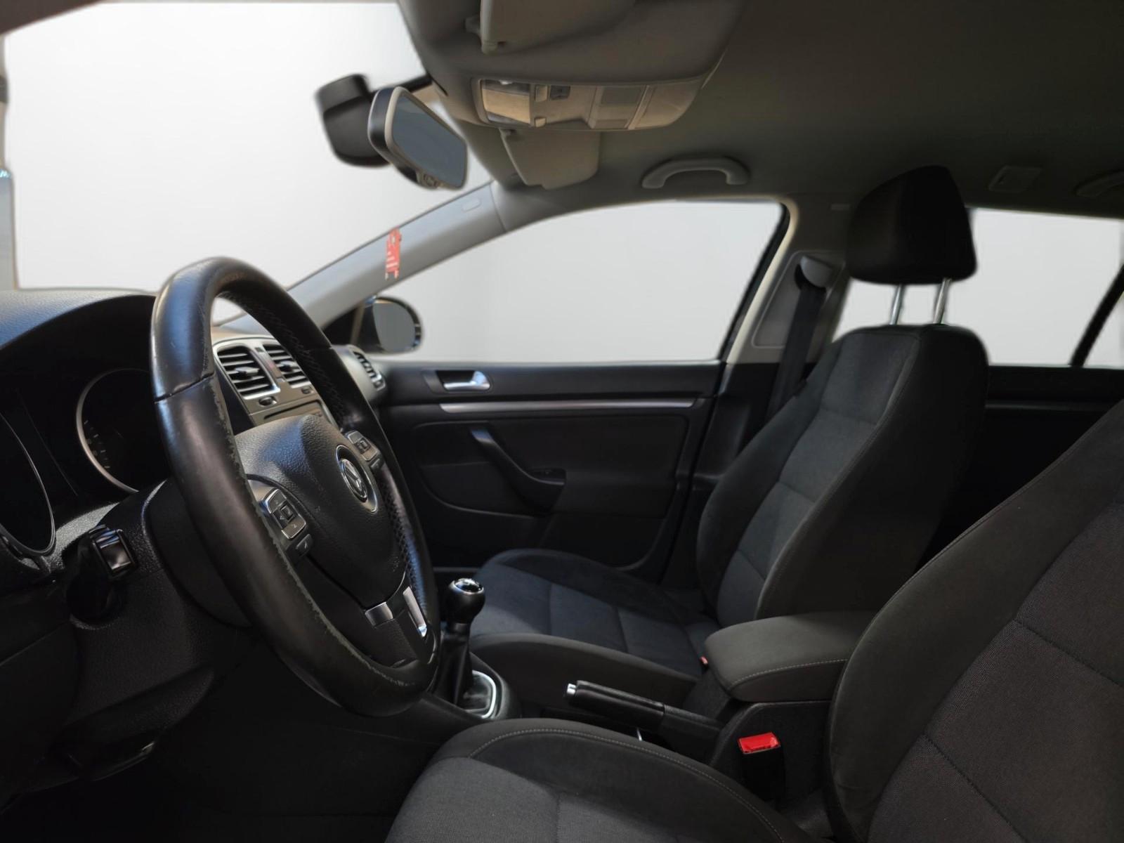 Volkswagen Golf 2011 — photo 11
