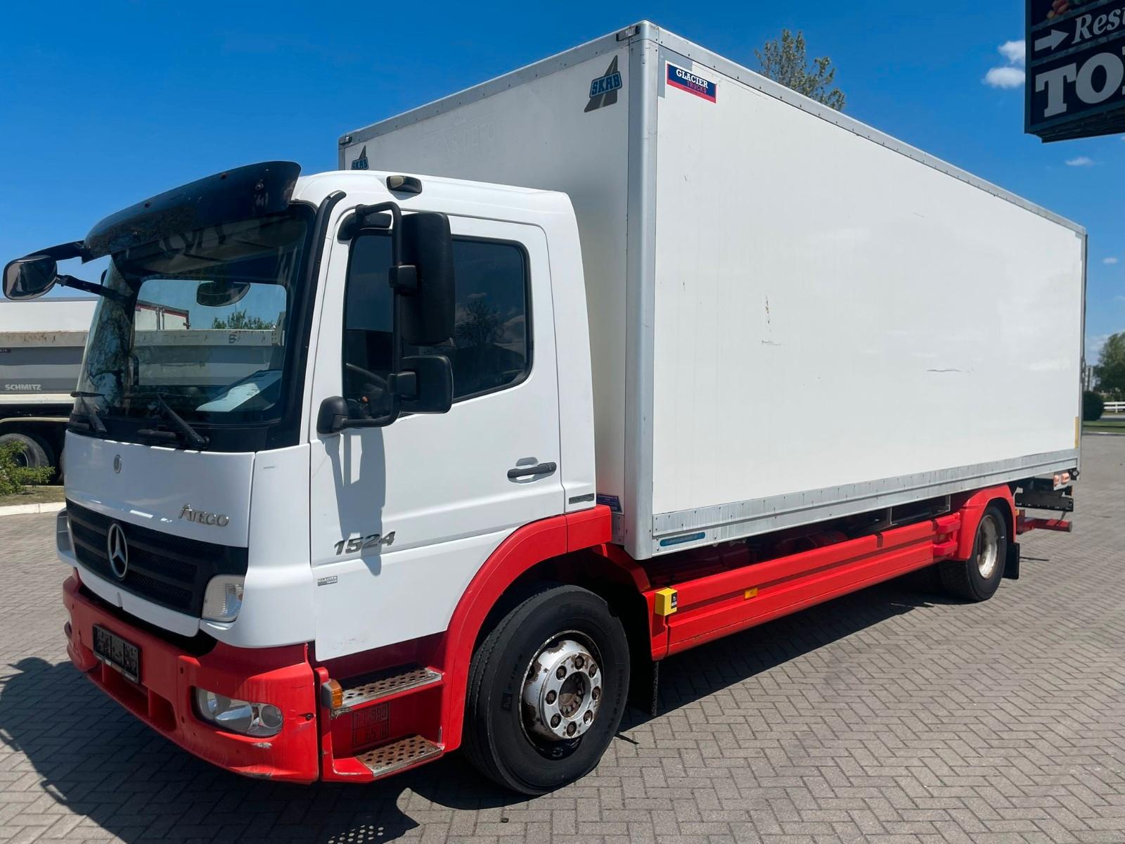 Mercedes-Benz 1524 l
